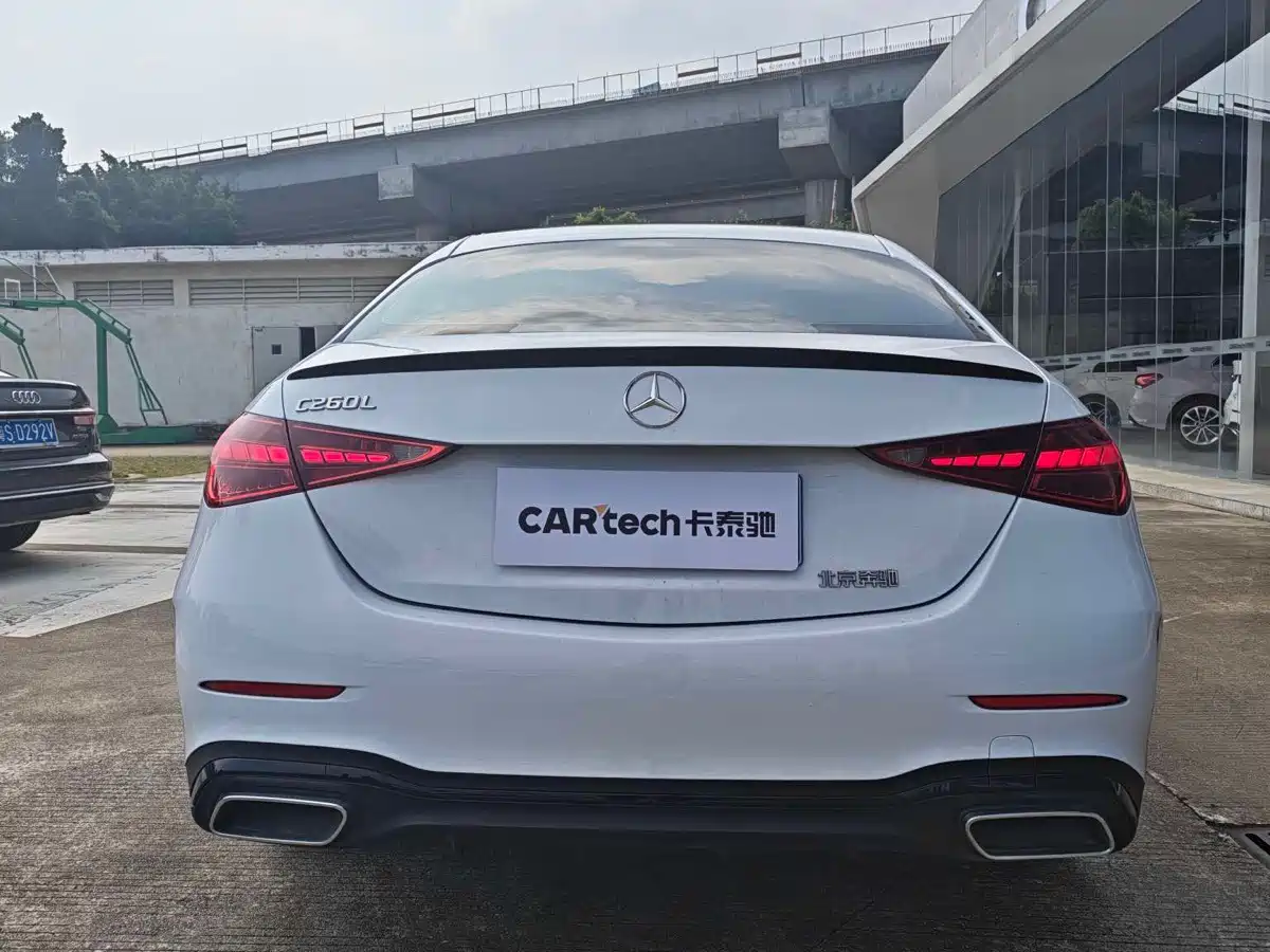 Mercedes-Benz C-Класс 2024