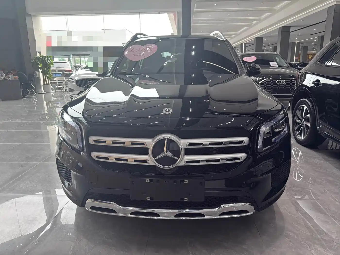 Mercedes-Benz GLB 2023