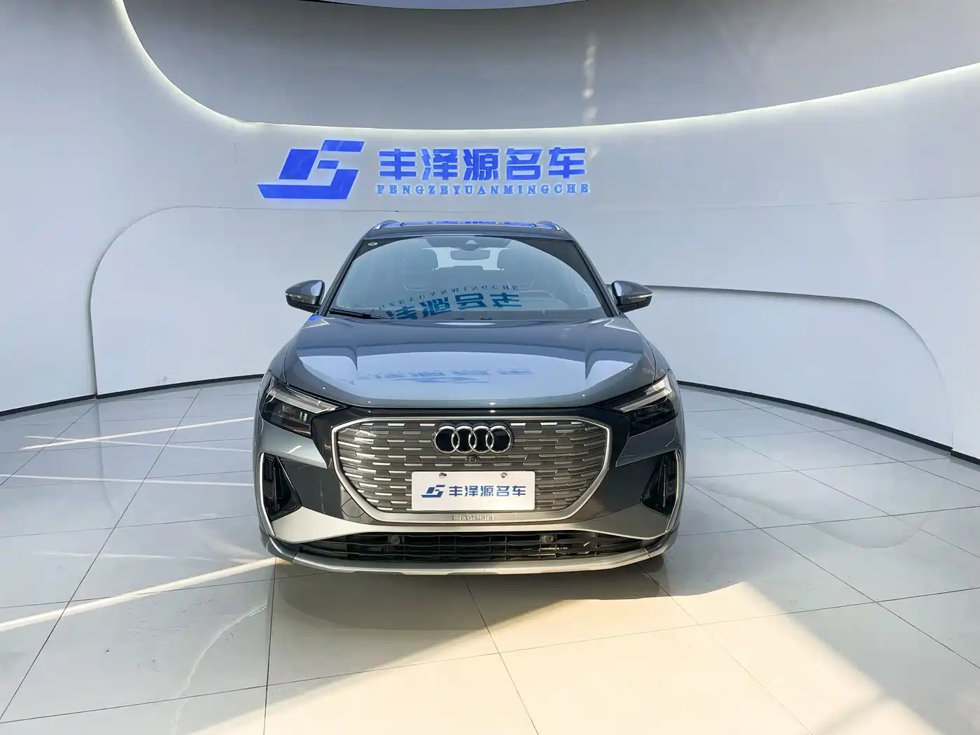 Audi Q4 e-tron 2024