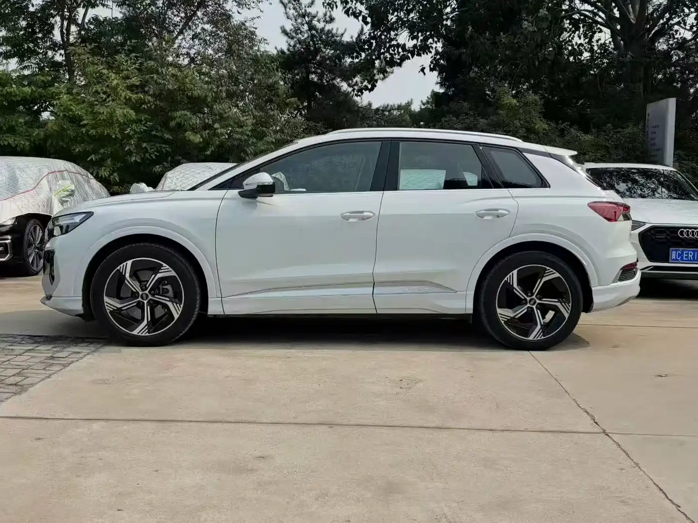 Audi Q4 e-tron 2025
