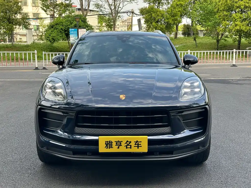 Porsche Macan 2022