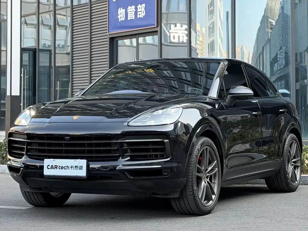 Porsche Cayenne 2021