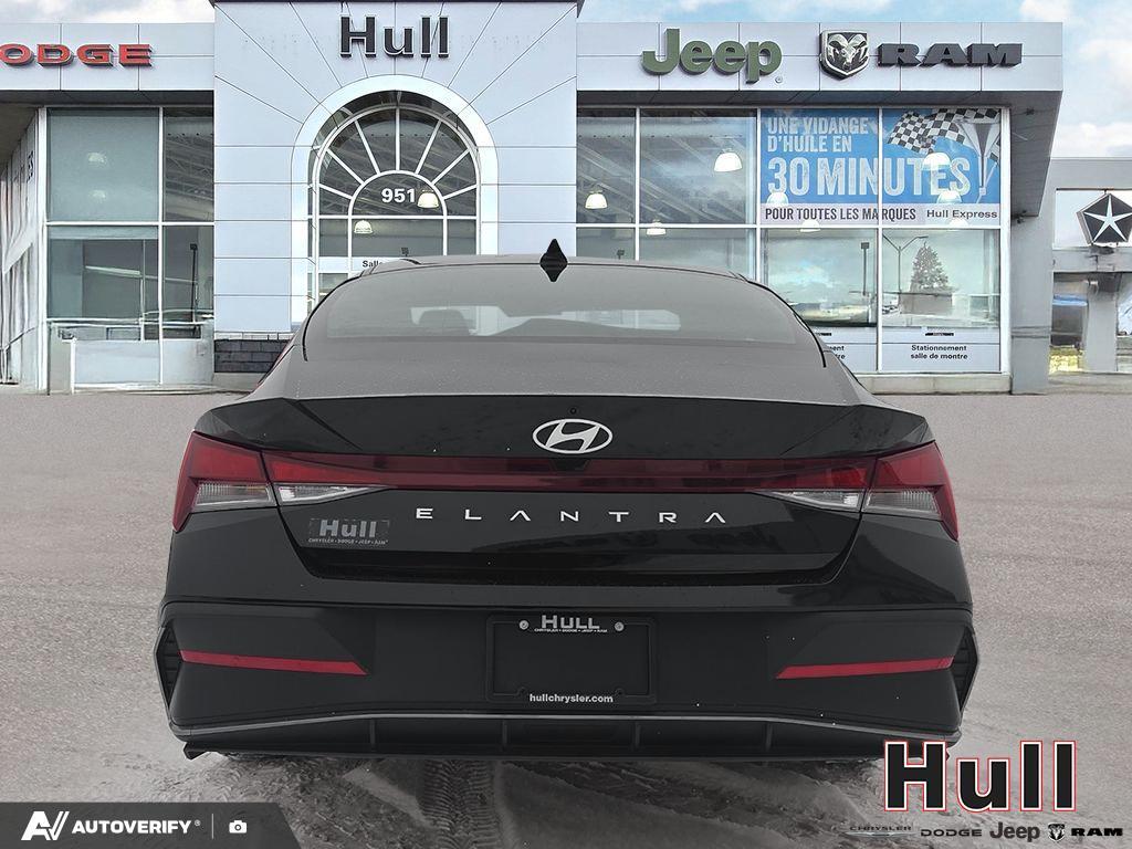 Hyundai Elantra 2024