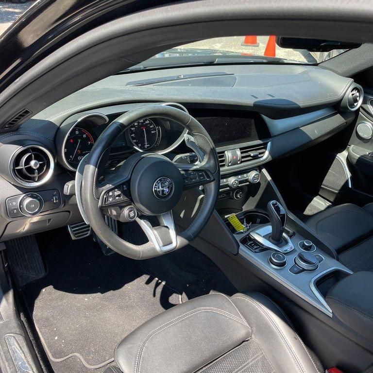 Alfa Romeo Giulia 2023