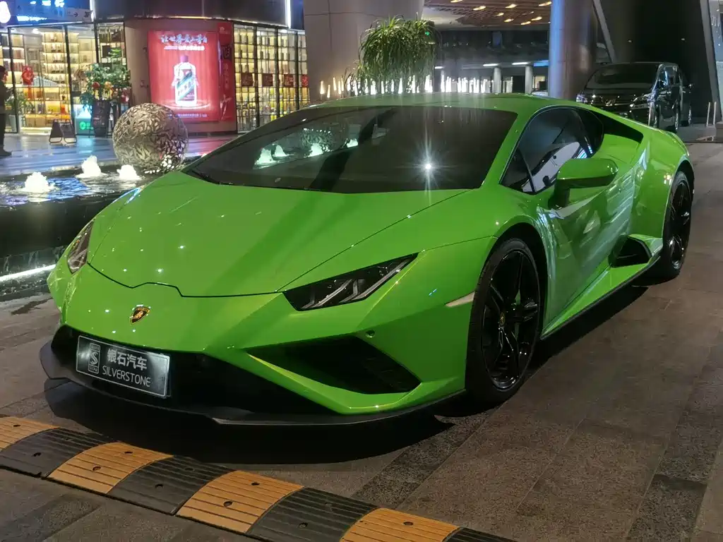 Lamborghini Huracán 2023