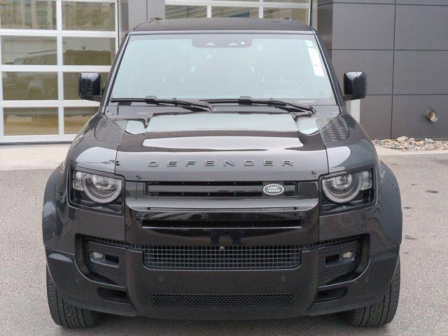 Land Rover Defender 2023