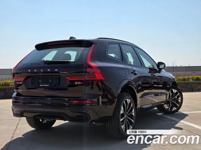 Volvo XC60 2026