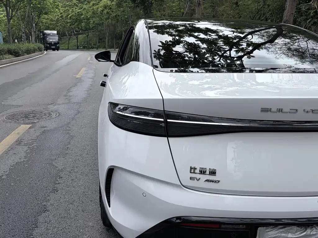 BYD Seal 2023