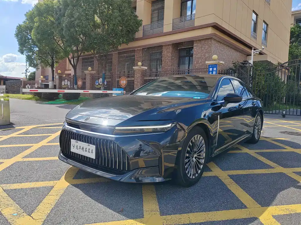 Toyota Crown 2024