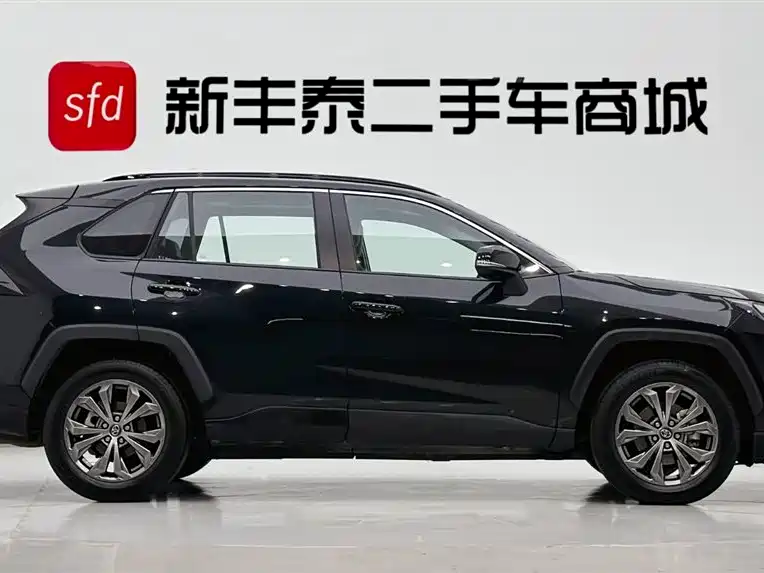 Toyota RAV4 2024