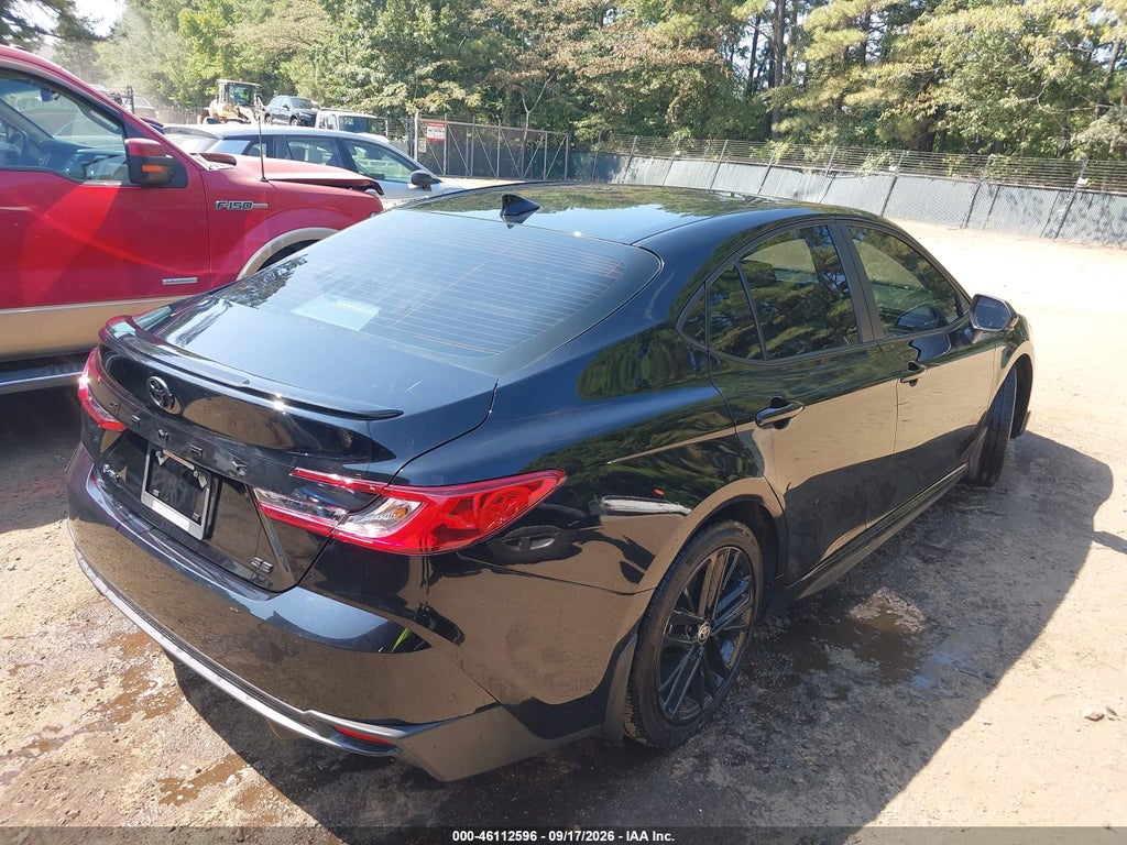 Toyota Camry 2025