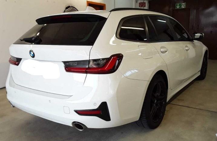 BMW 318 2021