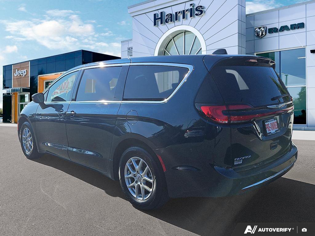 Chrysler Pacifica 2024