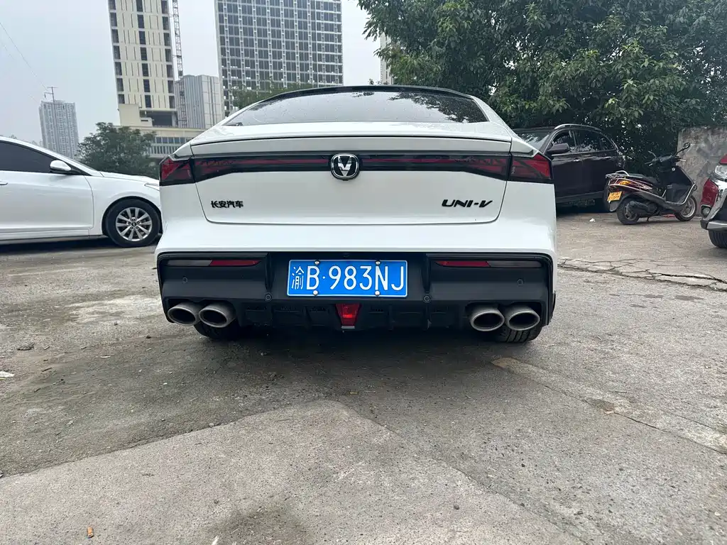 Changan UNI-V 2025