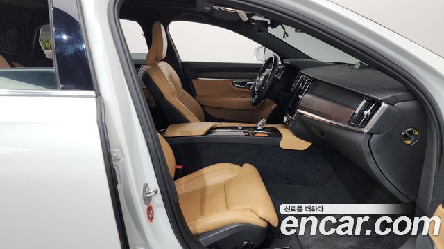 Volvo S90 2022