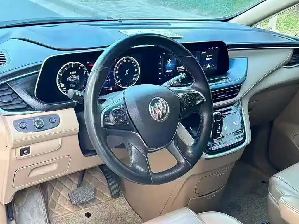 Buick GL8 2021