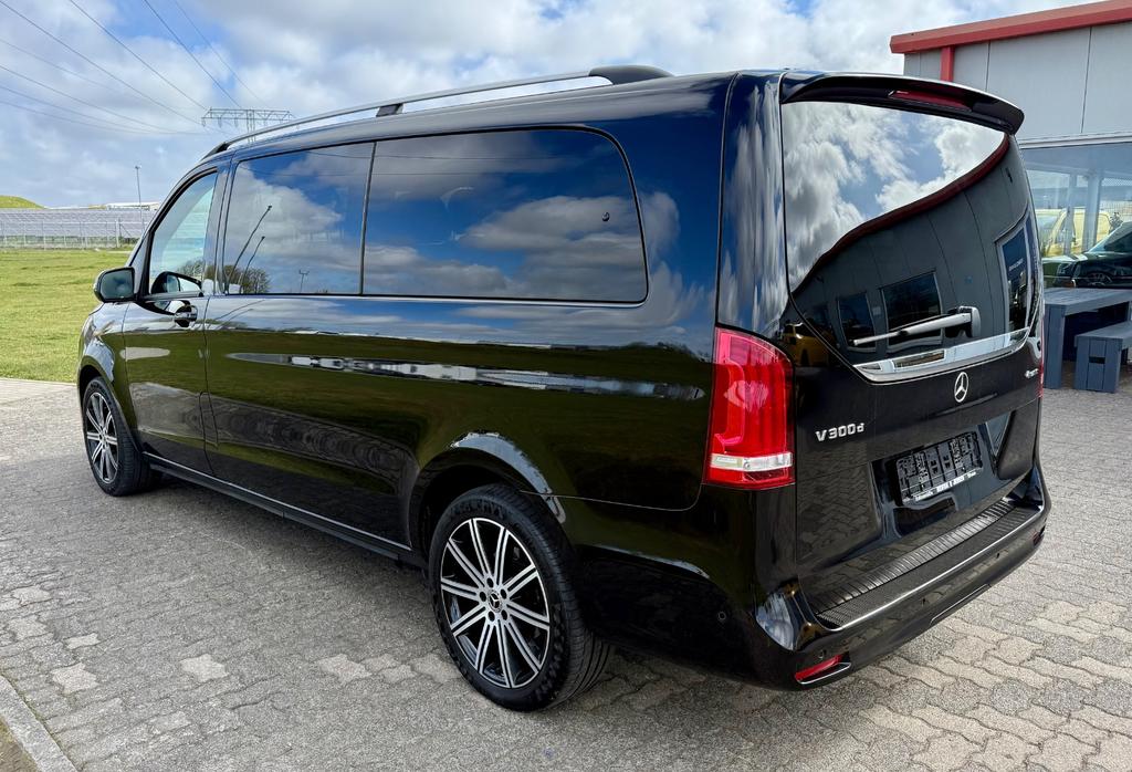 Mercedes-Benz V 300 2022