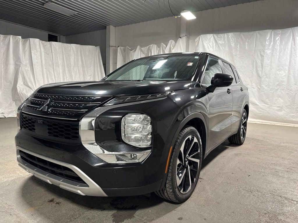 Mitsubishi Outlander 2024