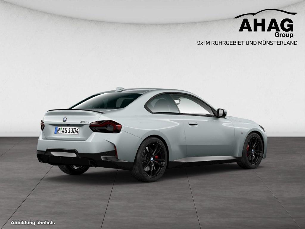 BMW 220 2023