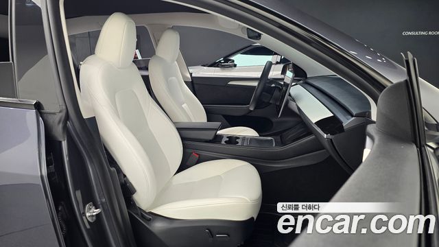 Tesla Model Y 2023