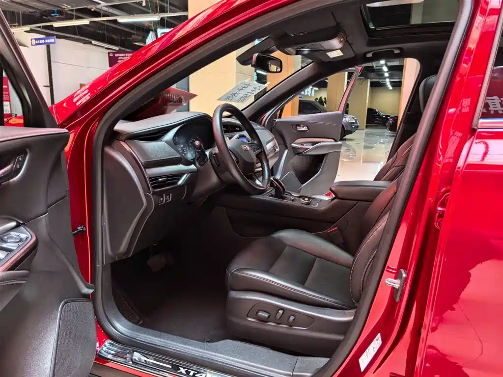 Cadillac XT4 2021