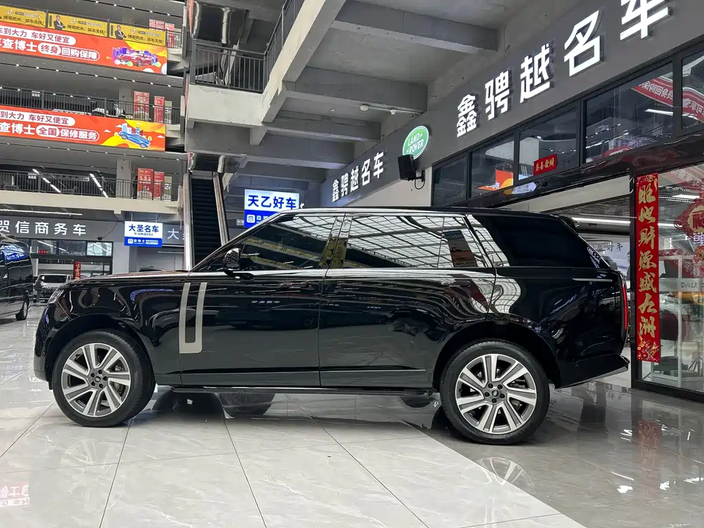 Land Rover Range Rover 2025