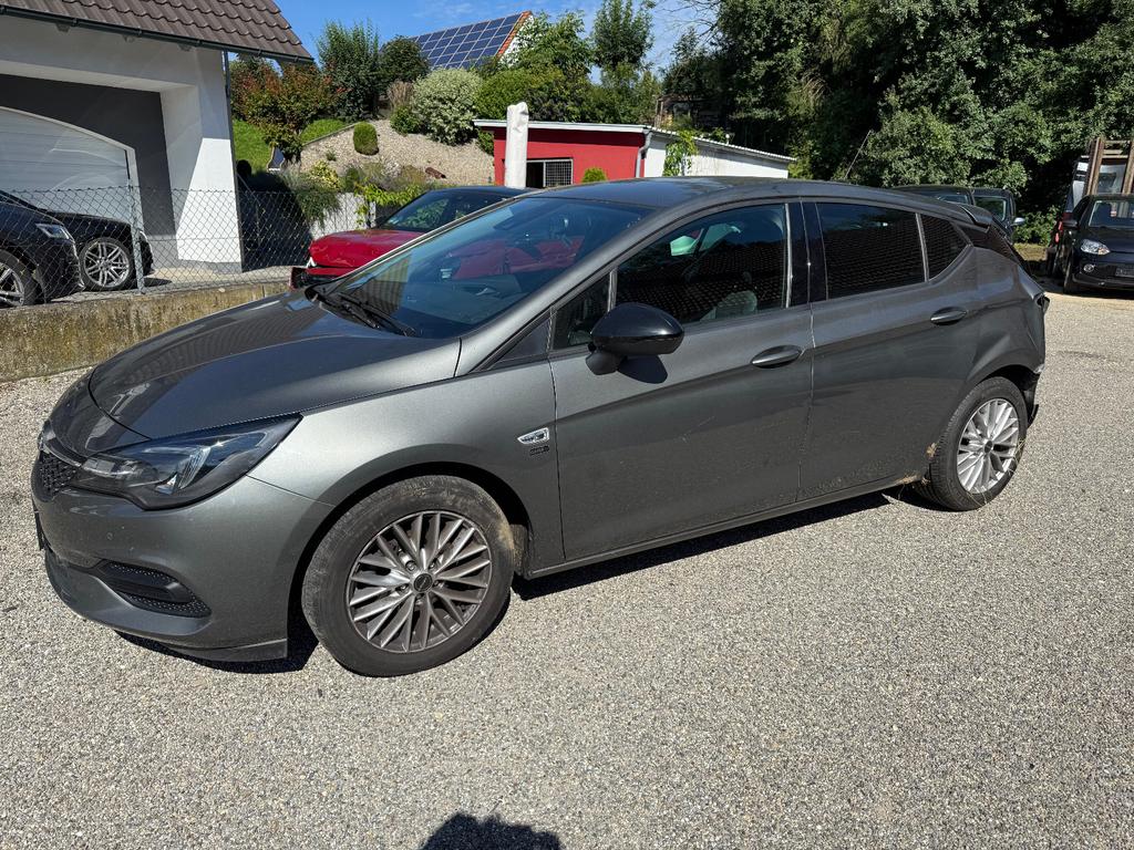 Opel Astra 2020