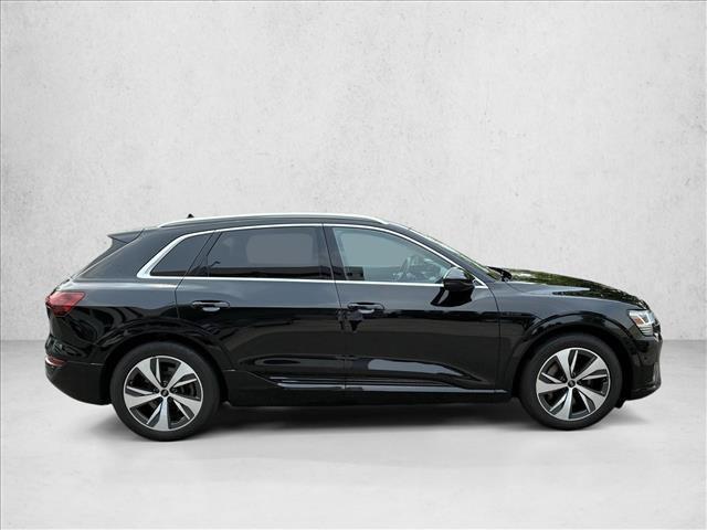 Audi Q8 e-tron 2024