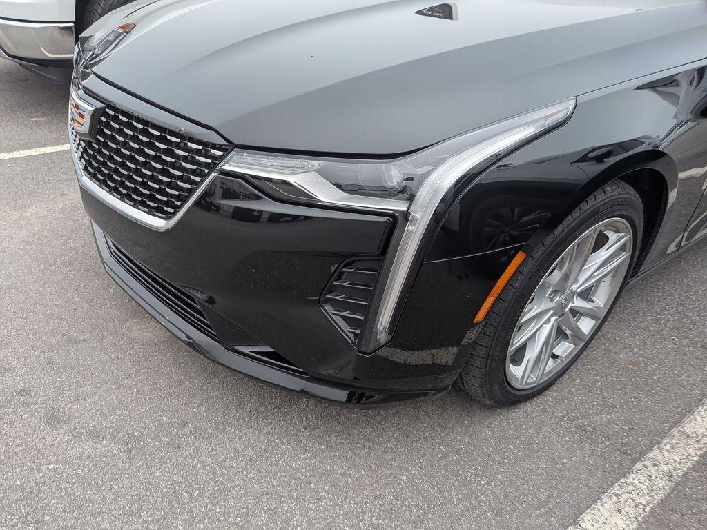 Cadillac CT4 2021