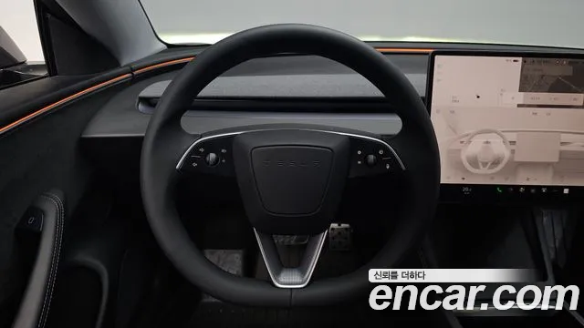 Tesla Model 3 2025