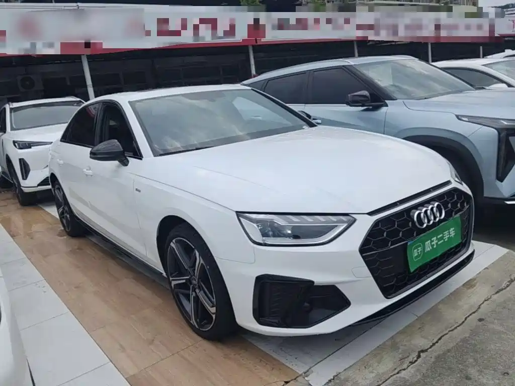 Audi A4 2025
