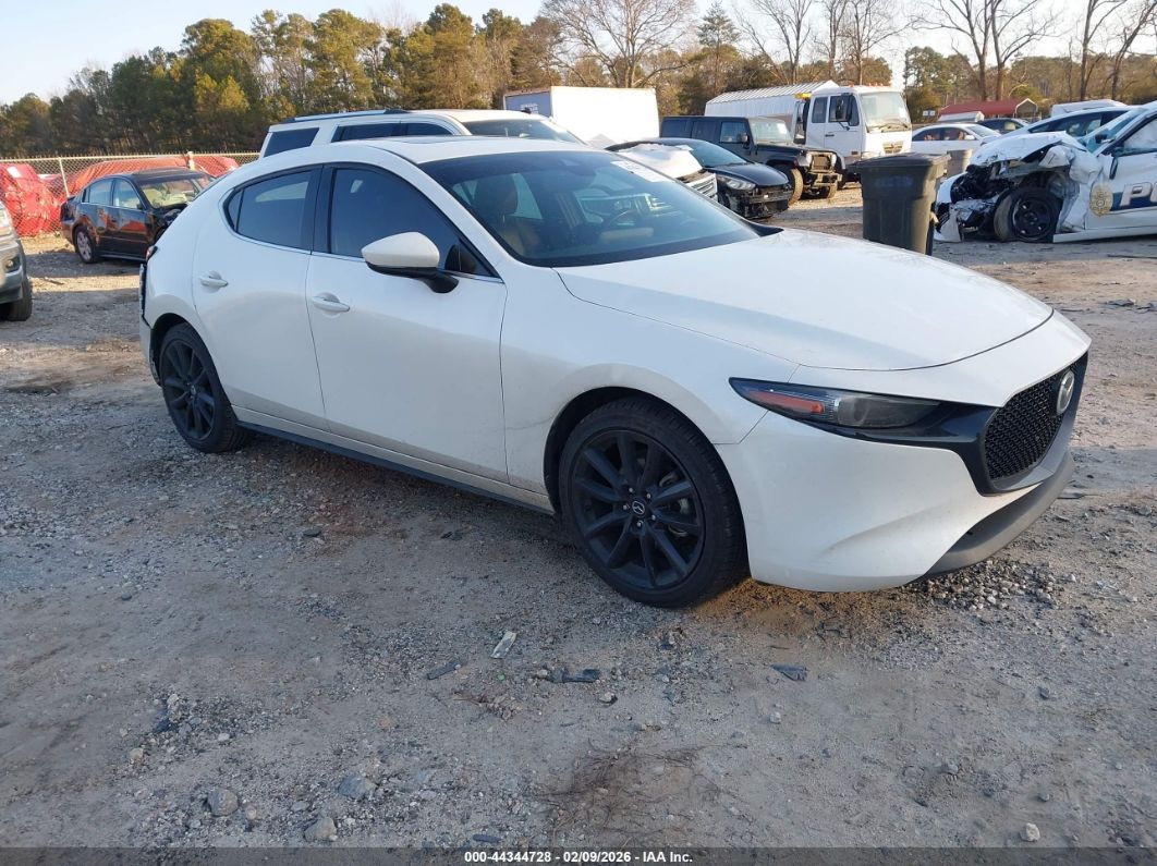 Mazda 3 2021