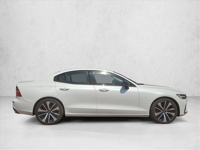Volvo S60 2022