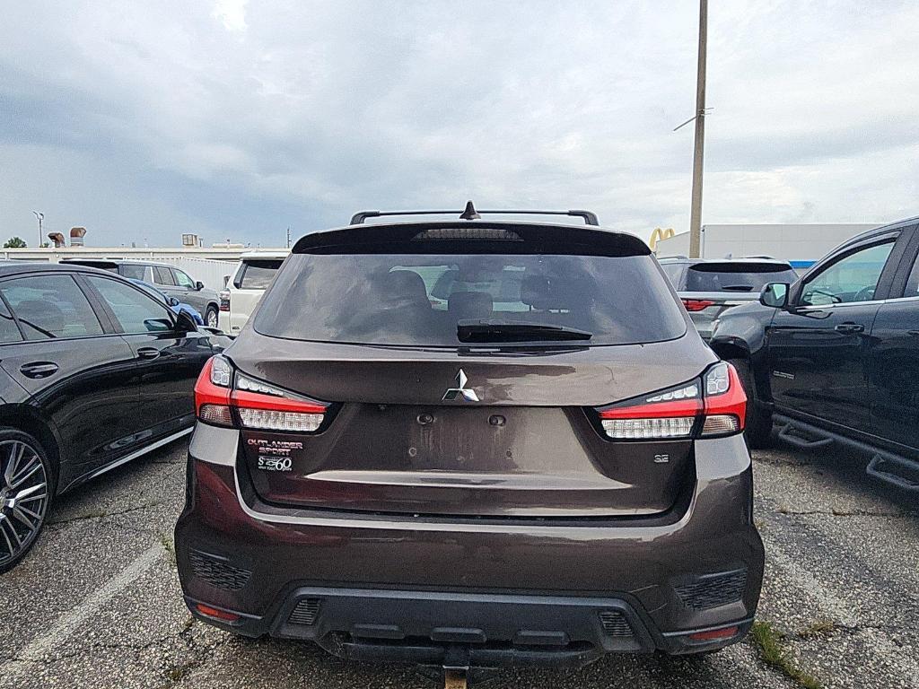 Mitsubishi Outlander Sport 2021