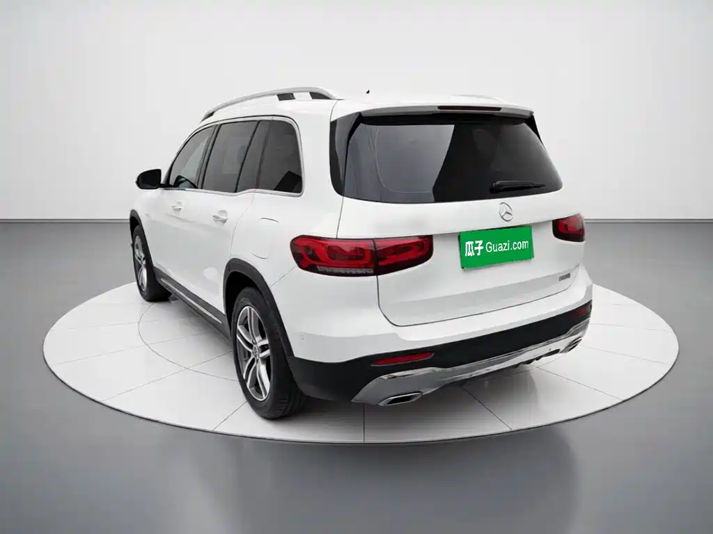Mercedes-Benz GLB 2021