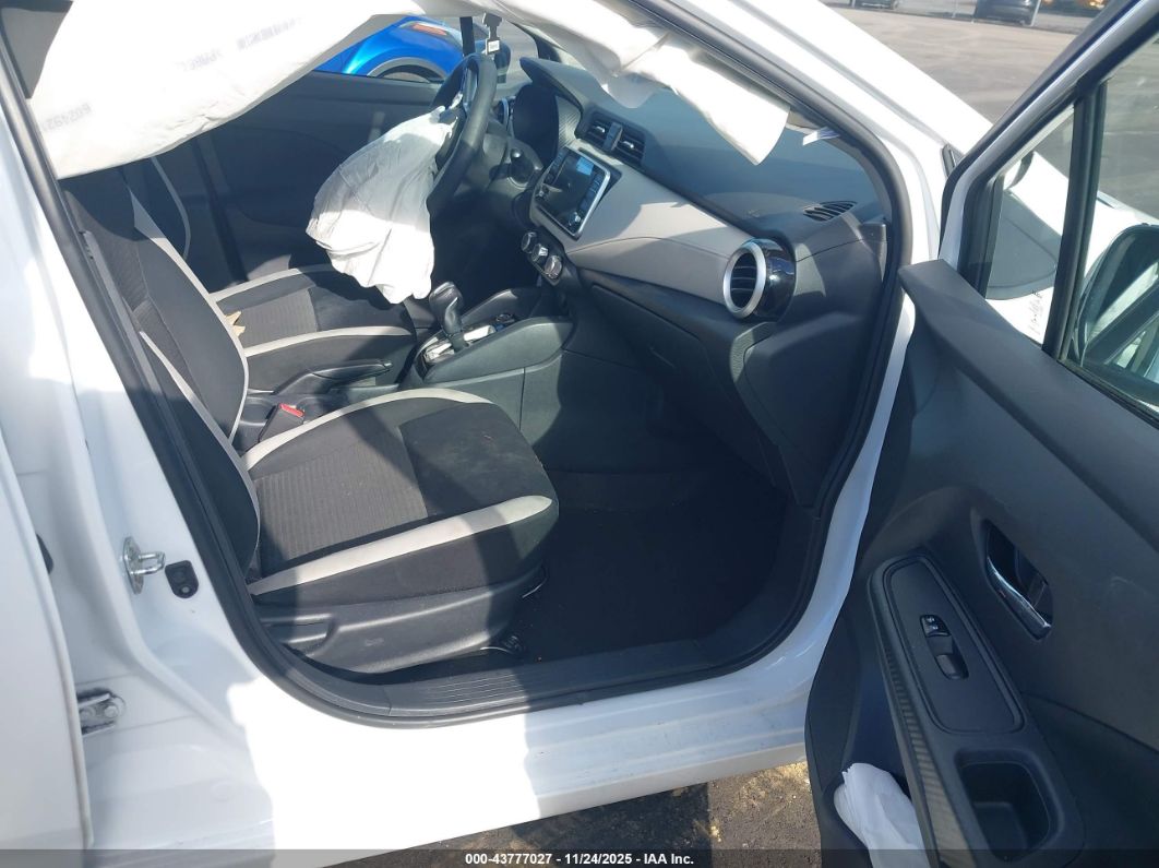 Nissan Versa 2021