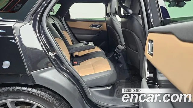 Land Rover Range Rover Velar 2024