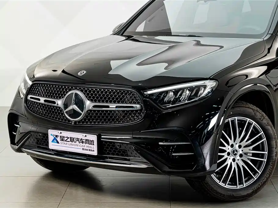 Mercedes-Benz GLC 2025