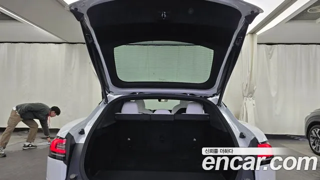 Tesla Model S 2023