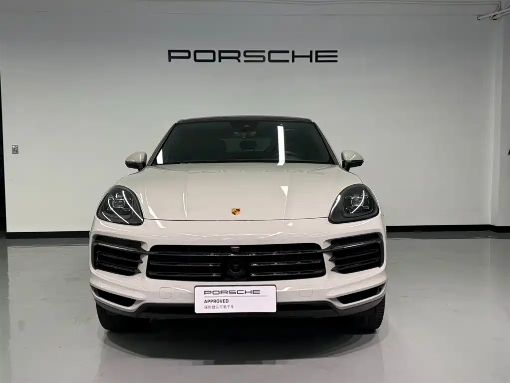 Porsche Cayenne 2022