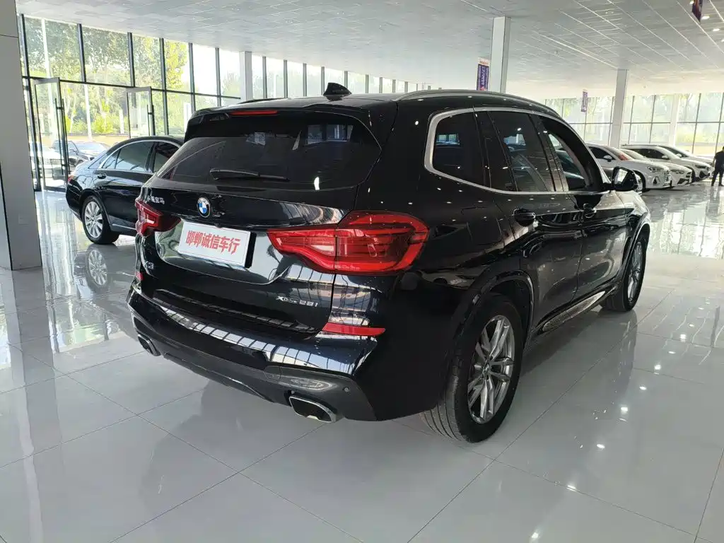 BMW X3 2021