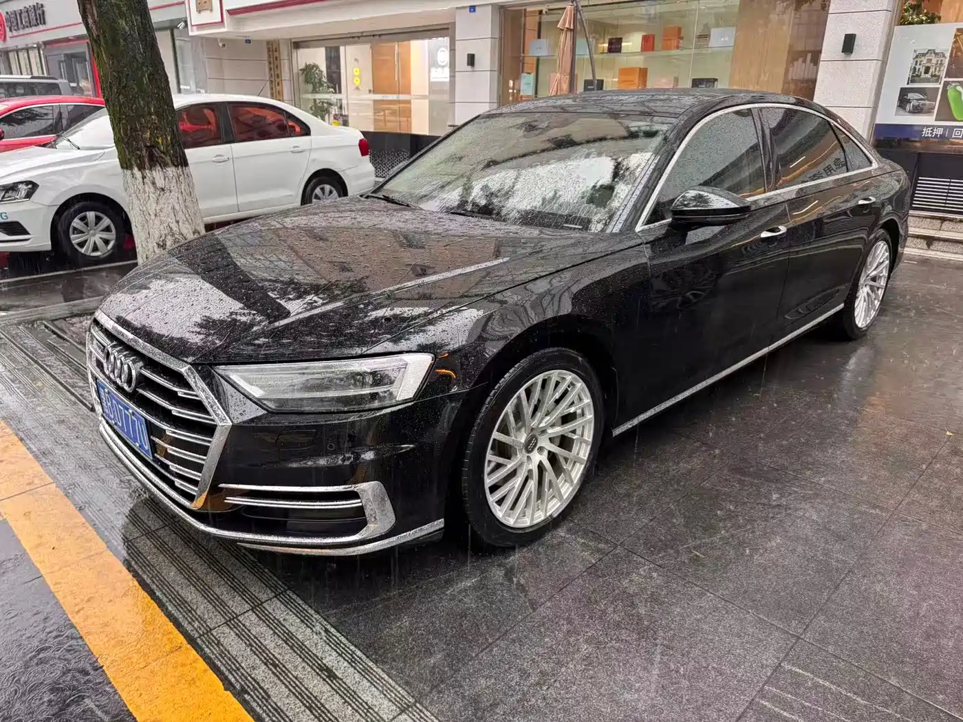 Audi A8 2021