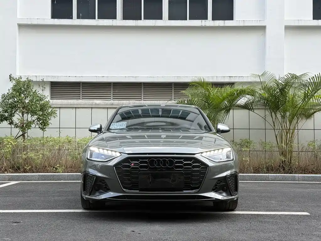 Audi S4 2023