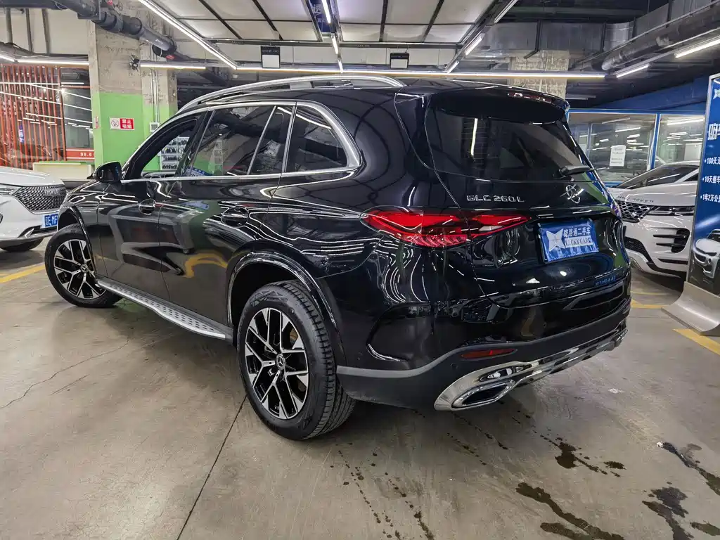 Mercedes-Benz GLC 2023