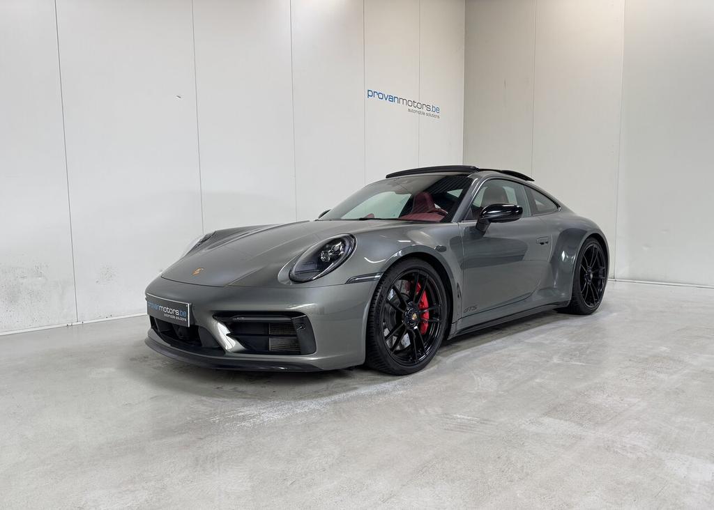 Porsche 992 2023