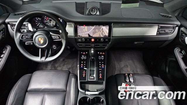 Porsche Macan 2022