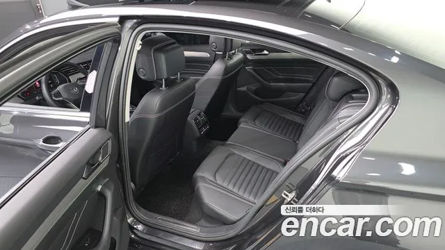 Volkswagen Passat 2022