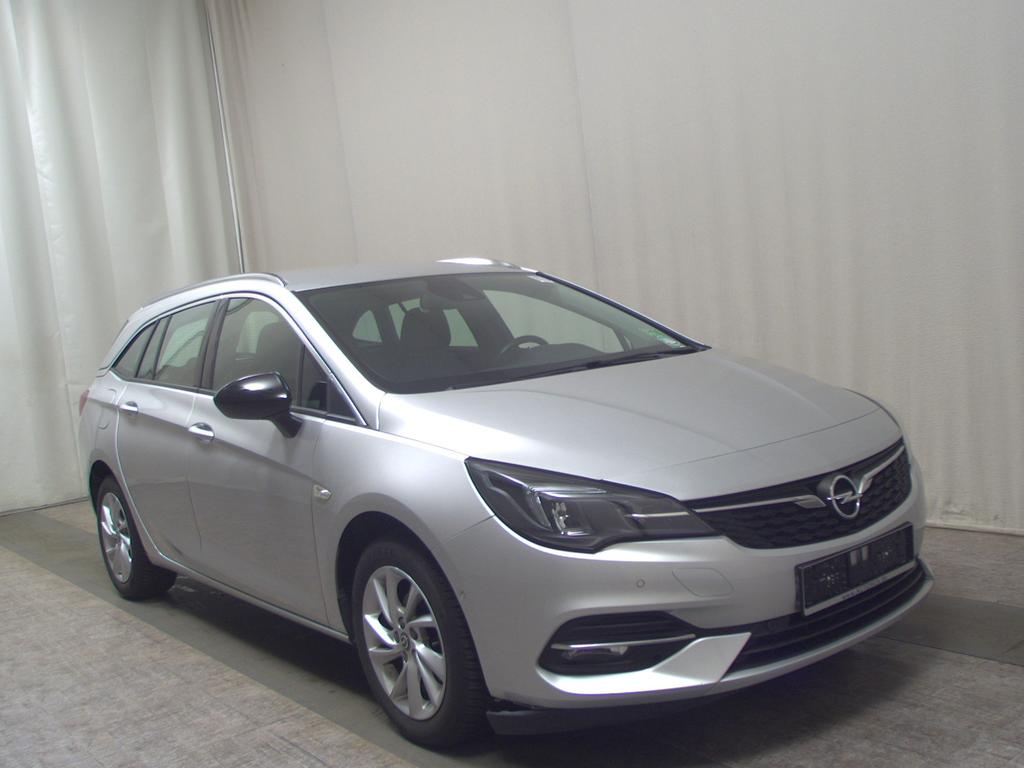 Opel Astra 2021