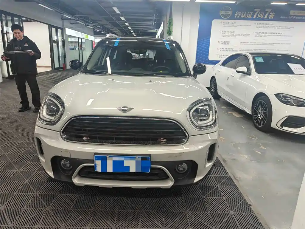 Mini Countryman 2021