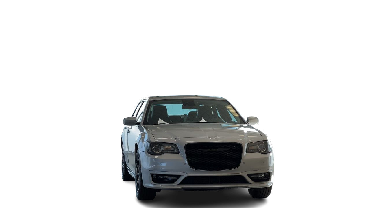 Chrysler 300 2023